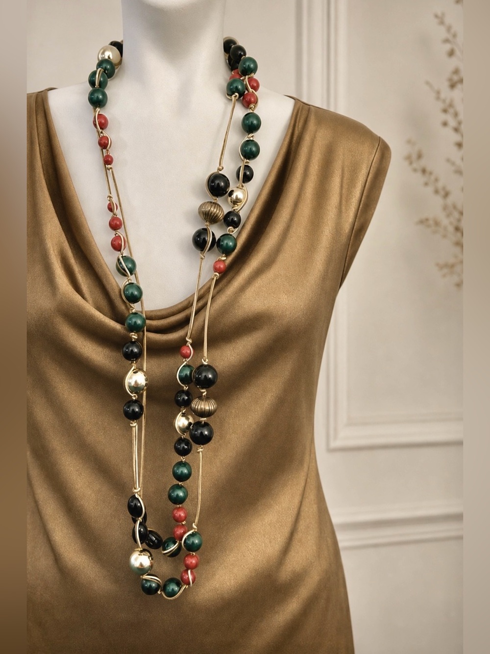 🎁 Vintage ‘90 Paris Art-to-Wear Necklace Red Green Gold Black Statement